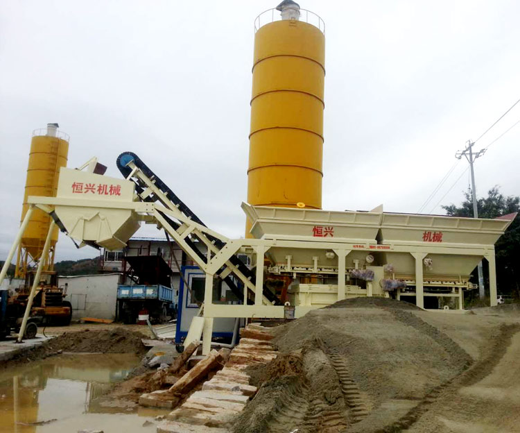 恒興穩(wen)定土拌和站(zhan)設備在泉州(zhōu)台商投資區(qū)安裝調試完(wan)畢