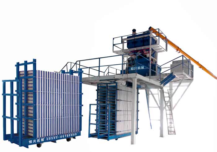 輕(qing)質牆闆(pan)機 模具(ju)車 輕質(zhì)牆闆設(she)備